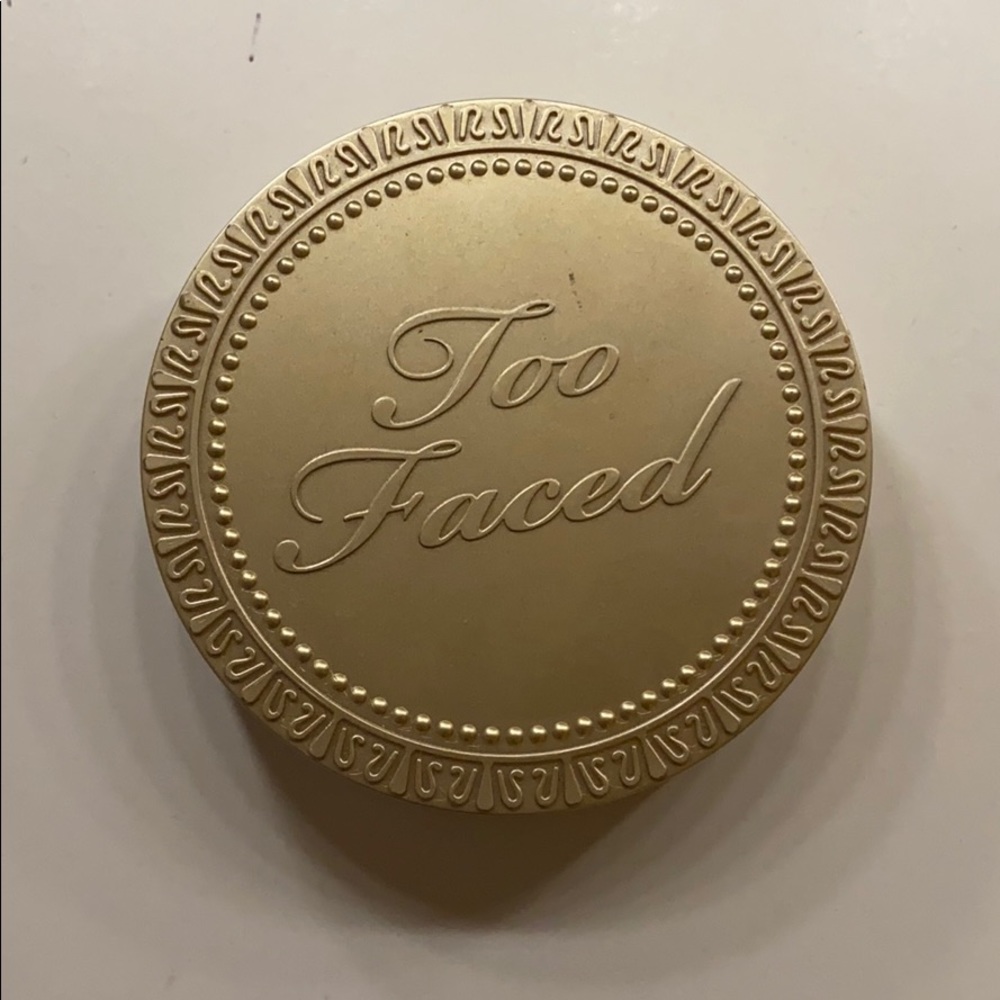 Two faced bronzer